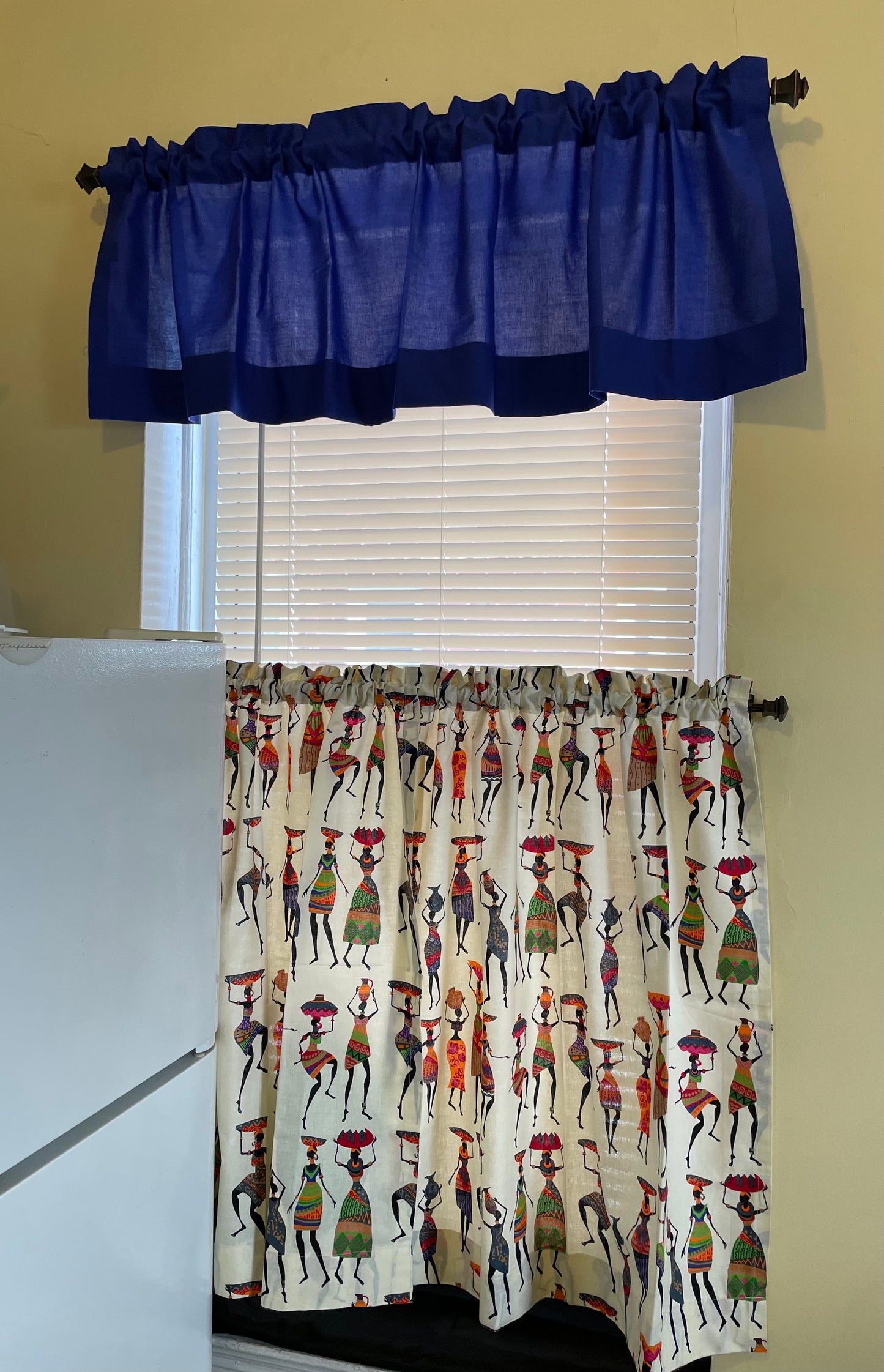 Kitchen Curtain Set - 3 Piece