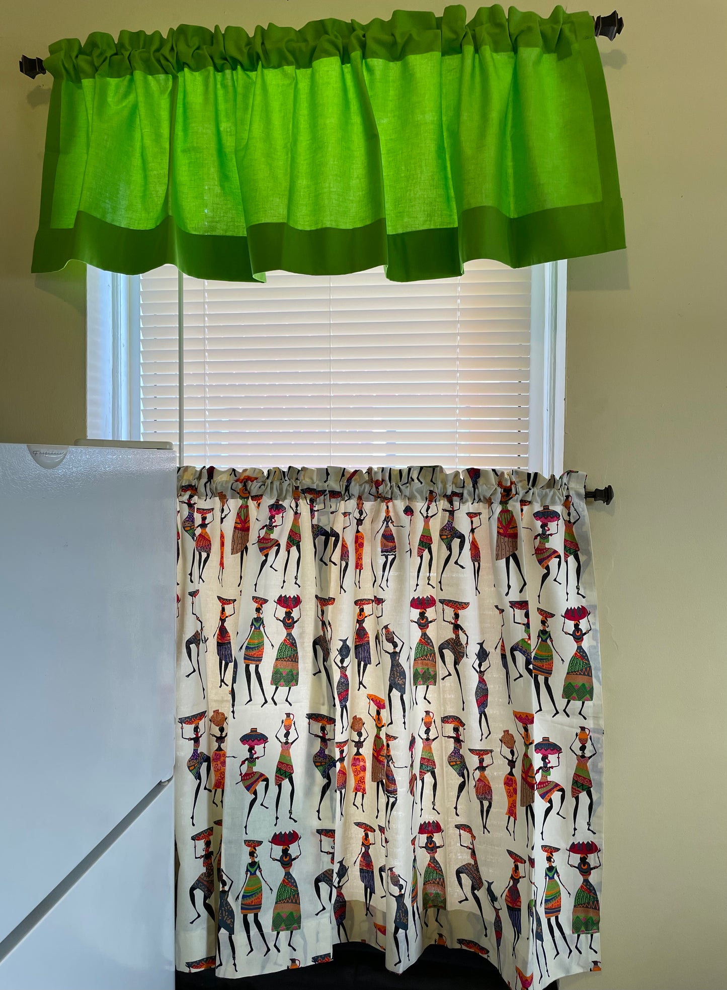 Kitchen Curtain Set - 3 Piece