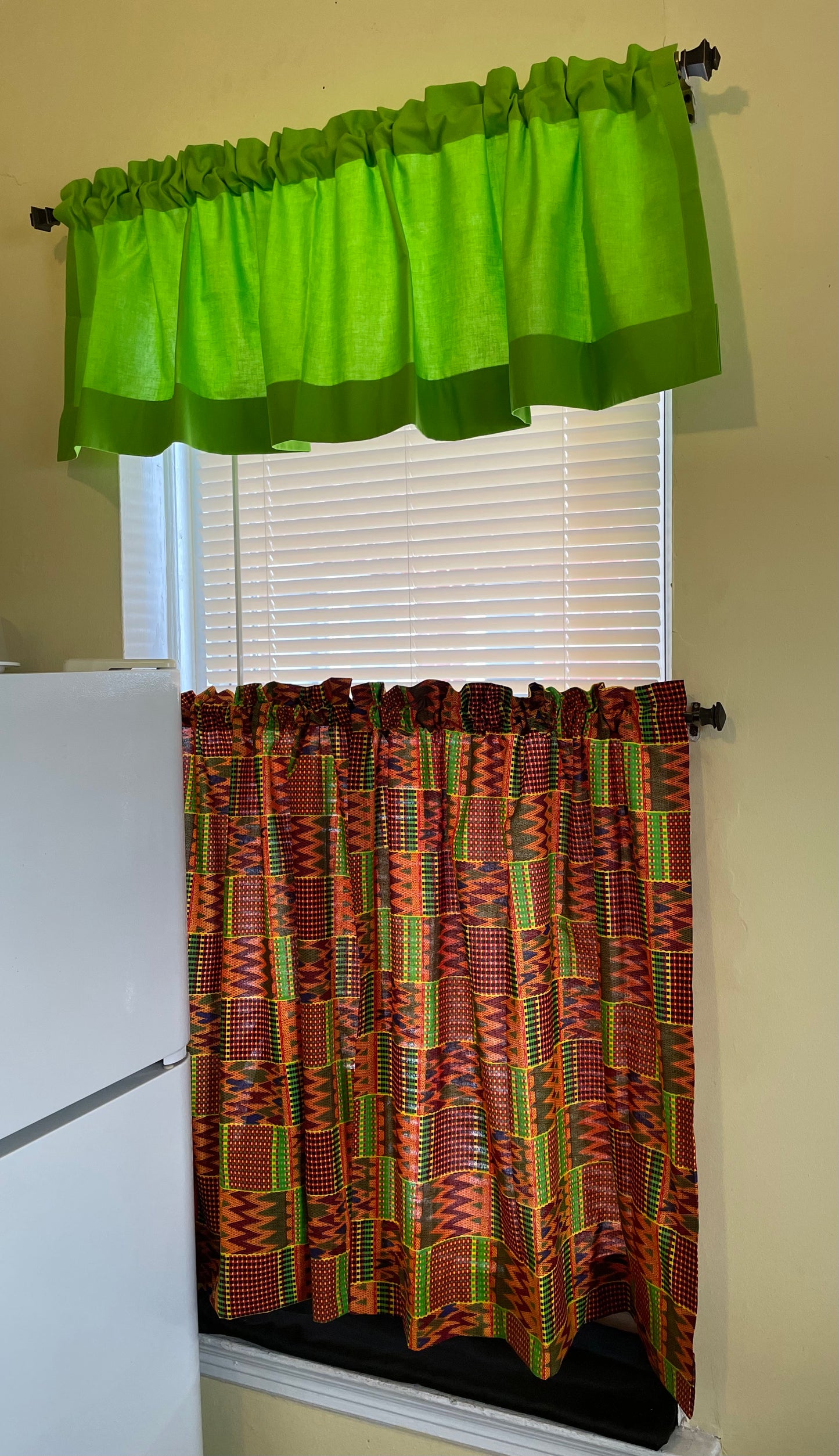 Kitchen Curtain Set - 3 Piece